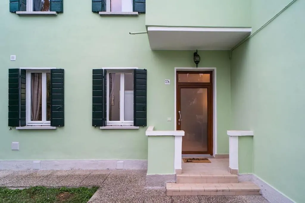 Intero Appartamento Luje Venezia Mestre Italy